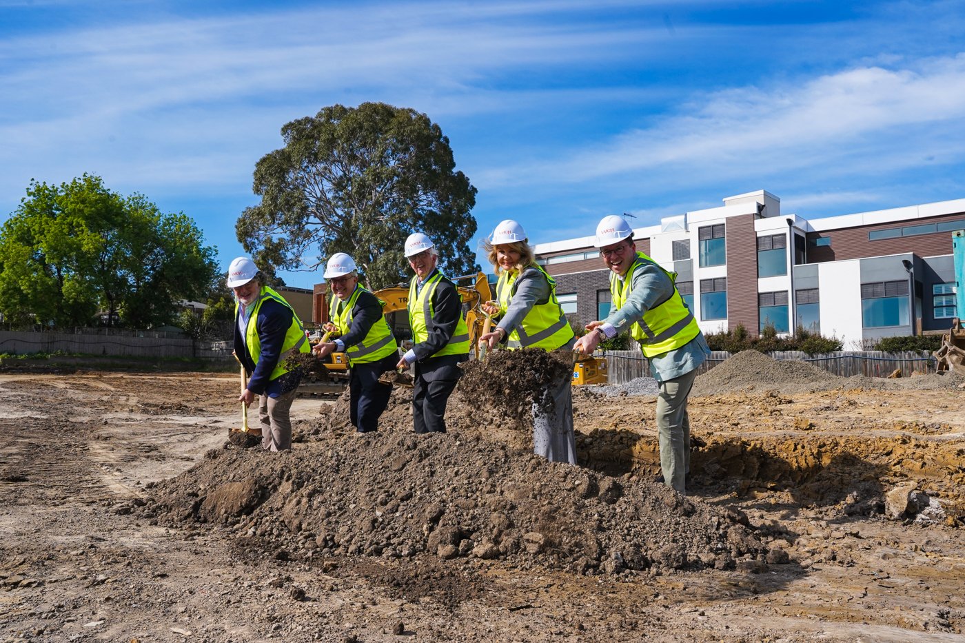 St-Francis-East-Ivanhoe-Sod-Turn