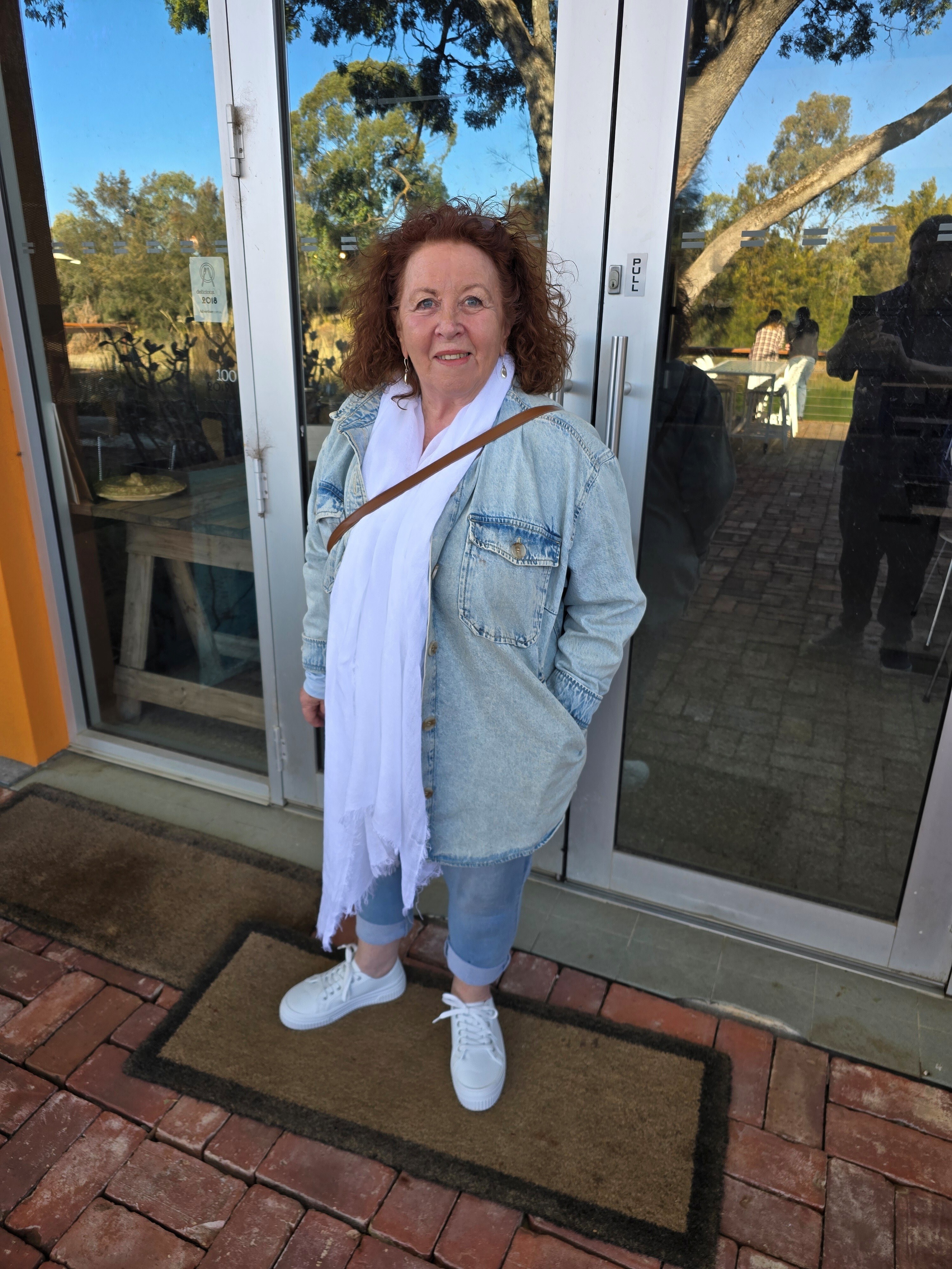 Volunteer_Jan_Bird